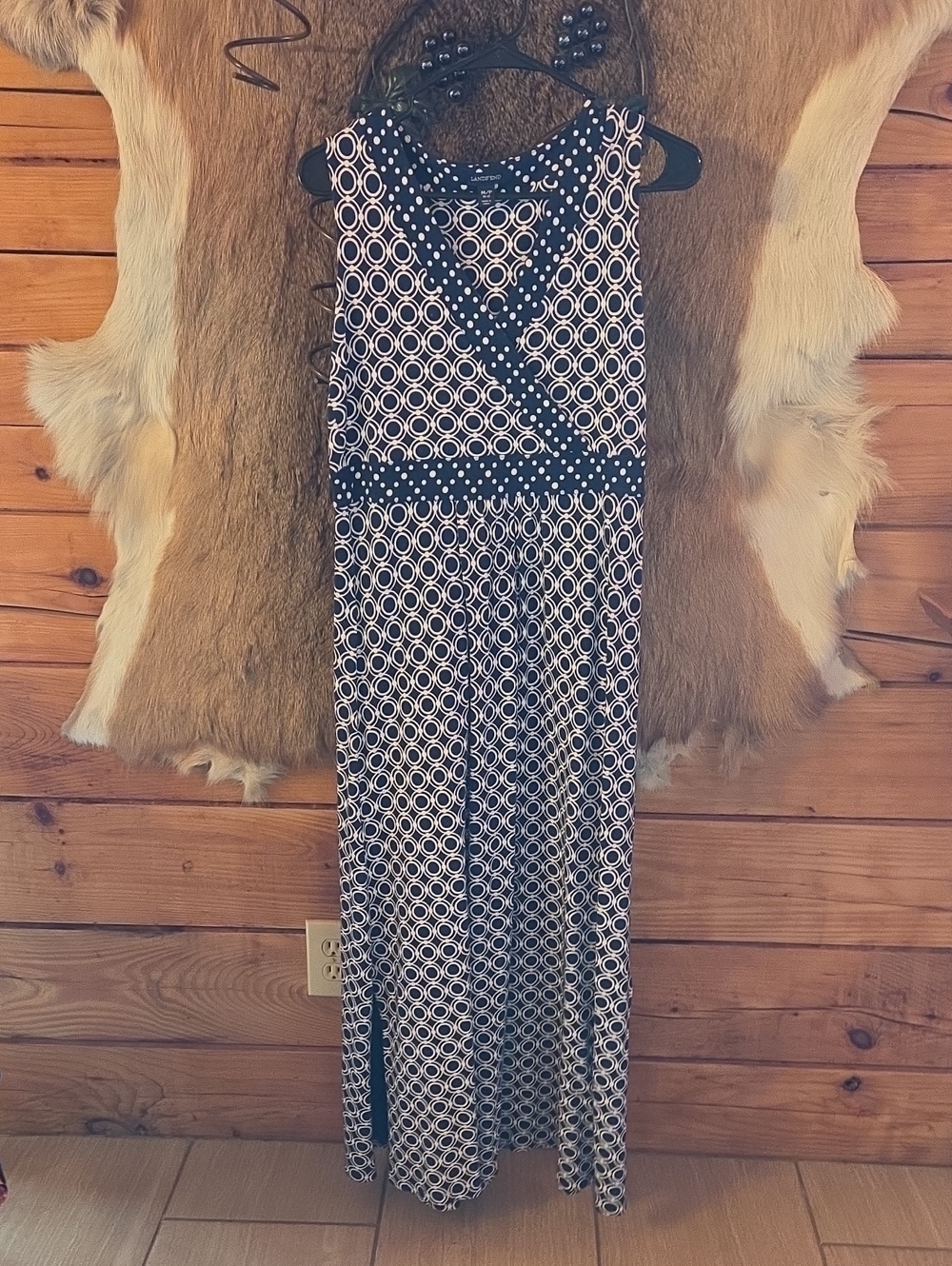 Lands' End Black and White Sleeveless Geometric Maxi Dress